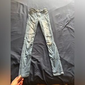Hollister jeans size 0 w 24